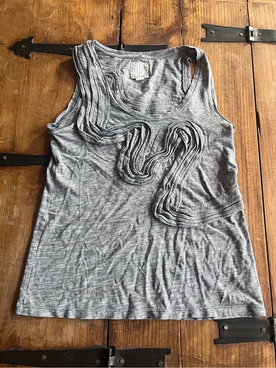 Tops - Women's Gray Ruffle Detail Tank Top